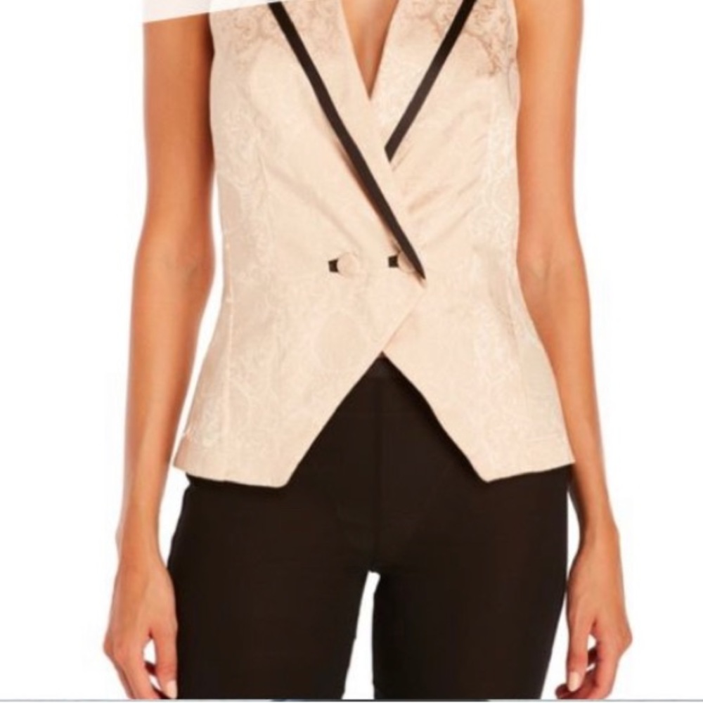 LA PERLA Brocade collection beige vest. Size 6. Italian size 42